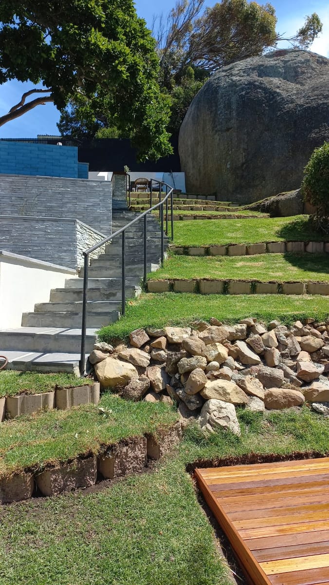Soft & Hardscaping